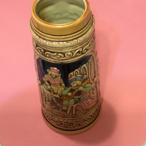 Vintage ceramic oversize German beer mug 16/268.Mug has Japan on bottom. - Picture 1 of 5